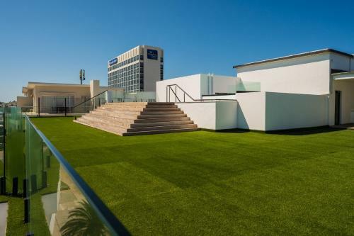 Paxton Luxury Apartments