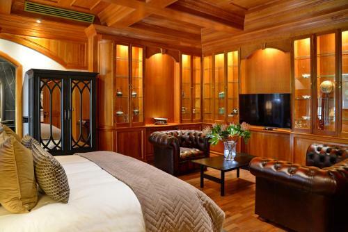 Apogee Boutique Hotel & Spa