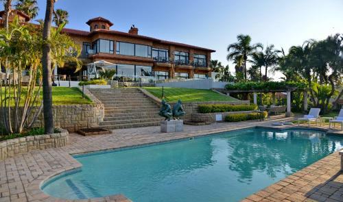 Apogee Boutique Hotel & Spa