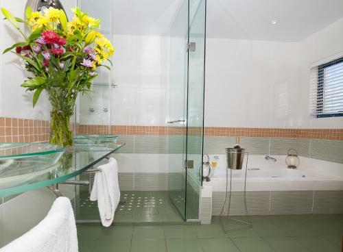 Hostal Magellans Hotel