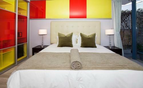 Hostal Magellans Hotel