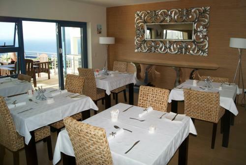Hostal Magellans Hotel