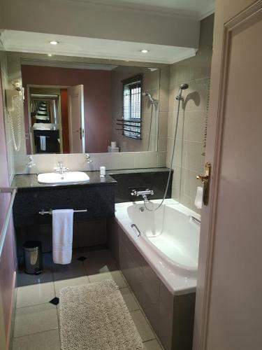 Bed & Breakfast Norscot Manor Guest Lodge