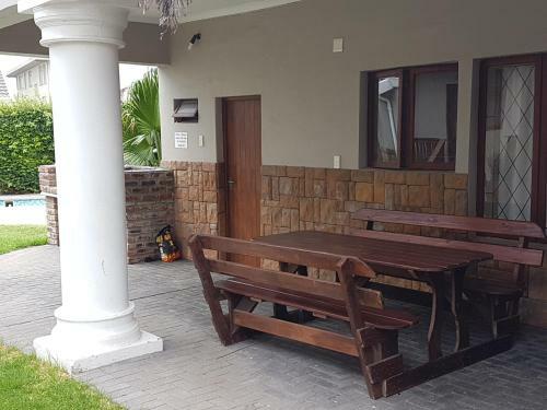 Apartamento Pollok Beach Guest Lodge