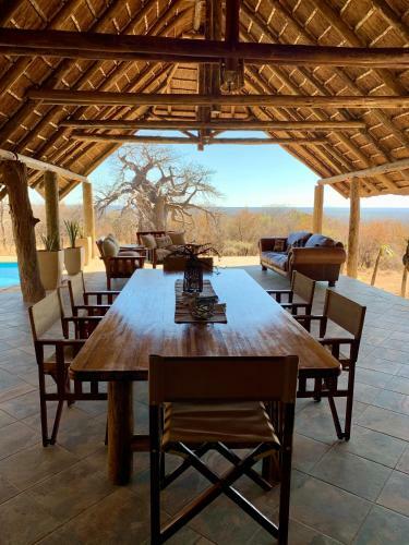 Zingela Nature Reserve - Baobab Tented Camp