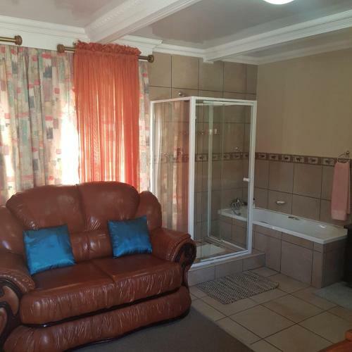 Hostal Jolani 2 Guest House
