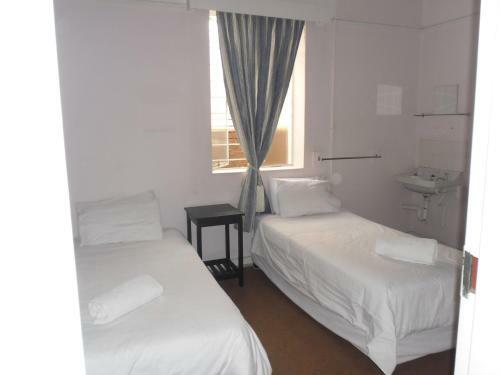 Apartamento Gibson Budget Accommodation