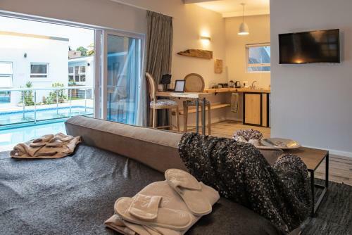 Hostal Salt Boutique Guesthouse