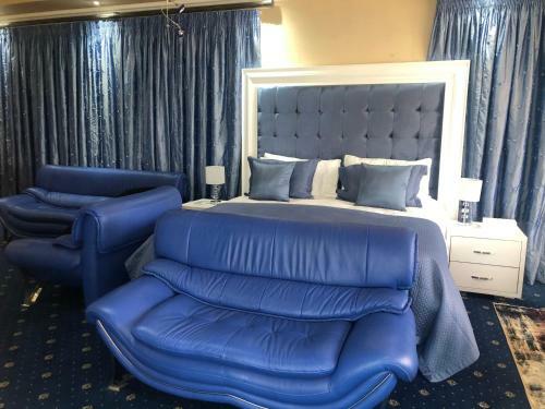 Equestrian Royal Hotel Boutique & Spa