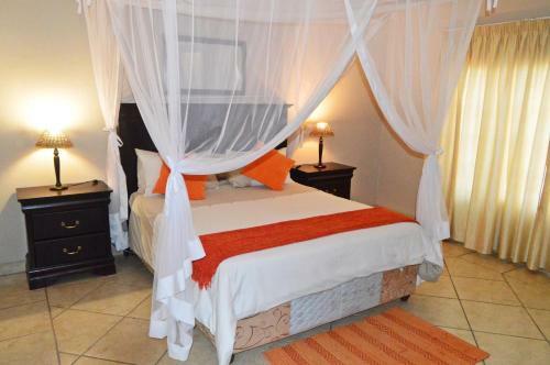 Pan African Lodge & Safari