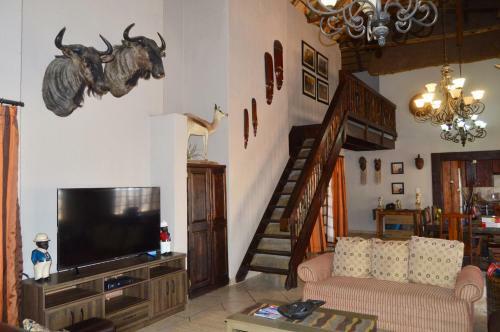 Pan African Lodge & Safari