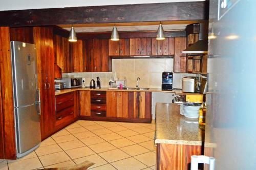Pan African Lodge & Safari