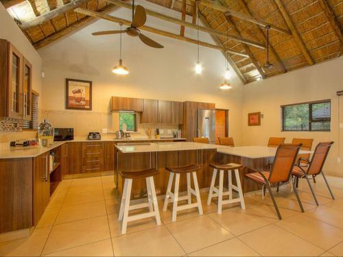 Lodge The Den At Kruger 3479