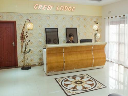 The Crest Lodge