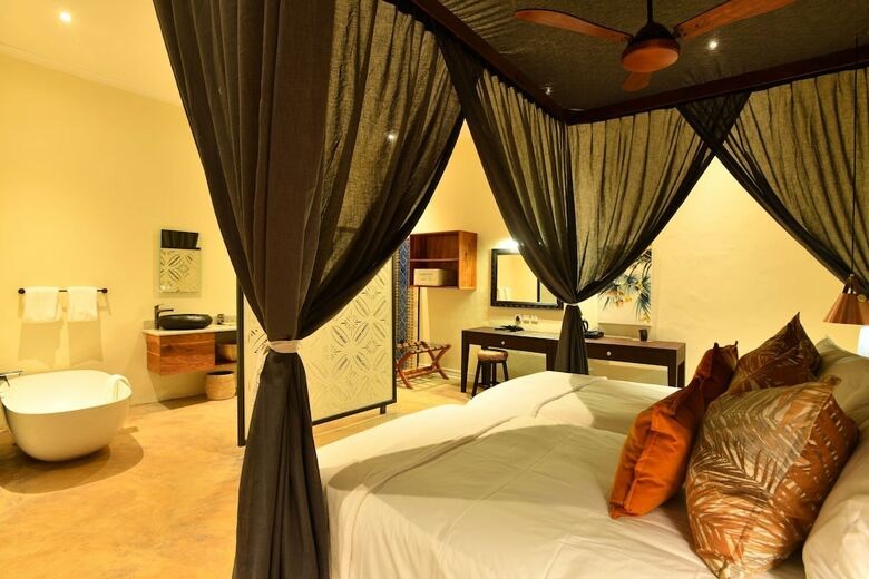 Lodge Shongwe Lookout