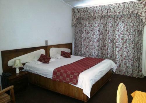 Hotel Wise Owl Motel