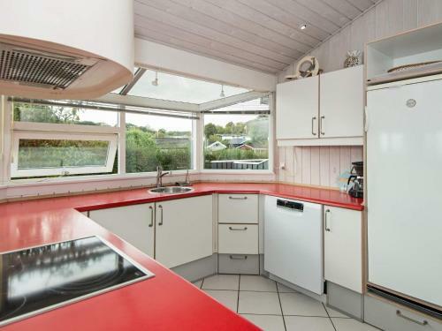 Two-bedroom Holiday Home In Bjert 2