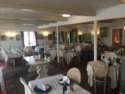 Hotel Rudb�l Gr�nsekro