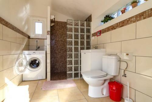 Terrafortuna Villa Sleeps 6 Pool