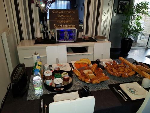 Hostal Chambre D'h�tes Ekmakara