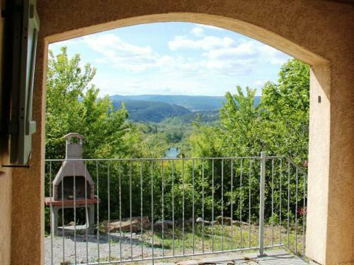 Tranquil Holiday Home In Les Vans, Ardeche With Pool
