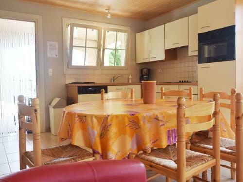 Tranquil Holiday Home In Les Vans, Ardeche With Pool