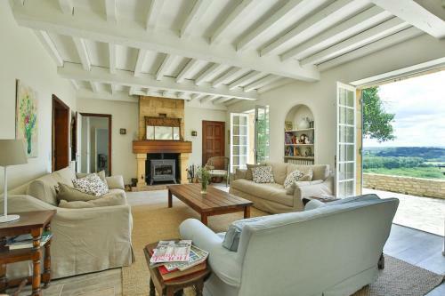 Montfort-en-chalosse Villa Sleeps 10 Pool Wifi