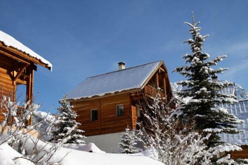 Le Sor� Hameau Des Chazals Nevache Hautes Alpes