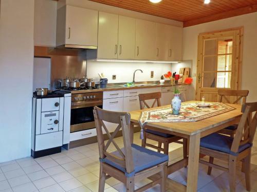 Comfortable Apartment In Rickenbach Near Forest