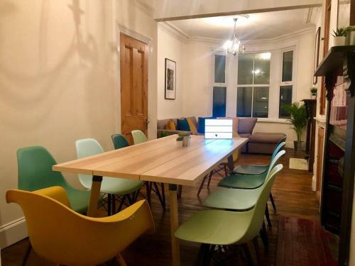 Large 12 Person Citycentre Townhouse & Pool Table