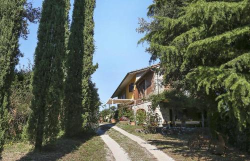 Castagnori Villa Sleeps 8 Wifi