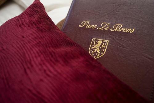 Bed & Breakfast Parc-le-breos House