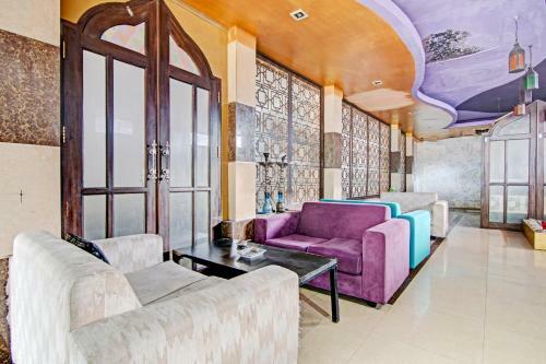 Oyo 1367 Damon Butik Hotel