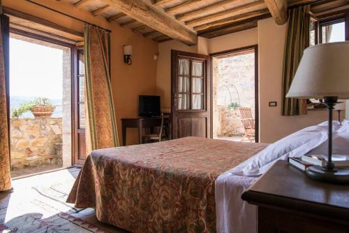Castello Di Tocchi Villa Sleeps 16 Pool Air Con