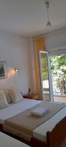 Akrogiali Apartments