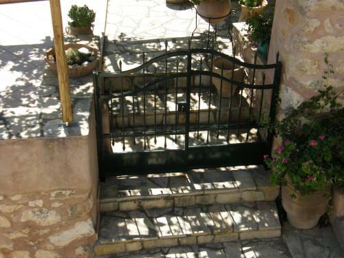 El Greco Traditional Houses