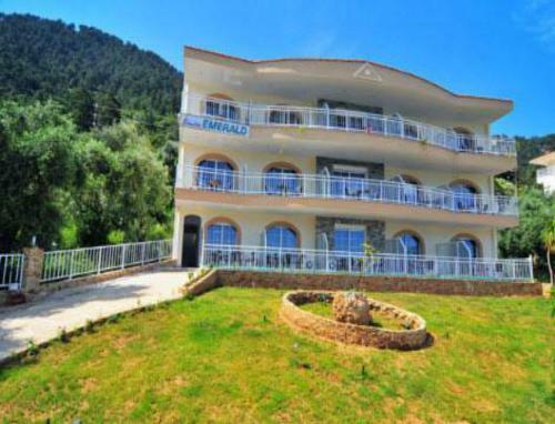 Aparthotel Hotel Emerald