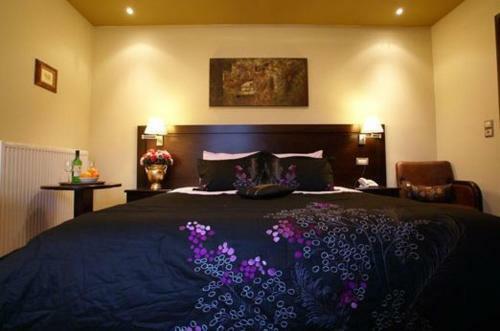 Hostal Kaloneri Rooms