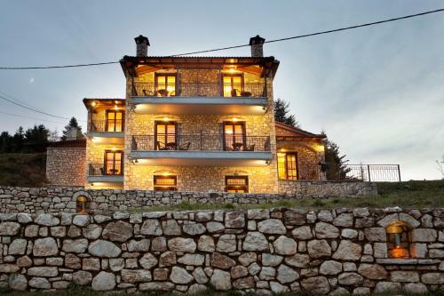 Hostal Kaloneri Rooms