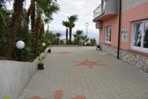 Apartment 847-2