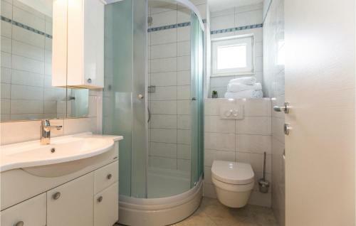 Three-bedroom Holiday Home In Lovrec