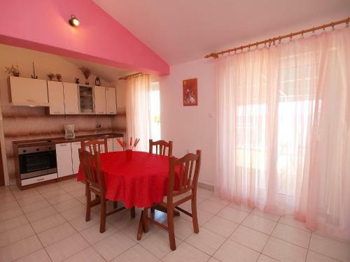 Apartment Iva-2