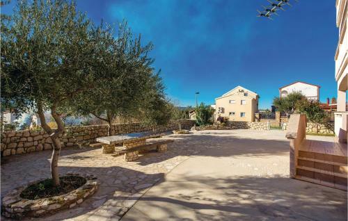 Two-bedroom Apartment In Caska