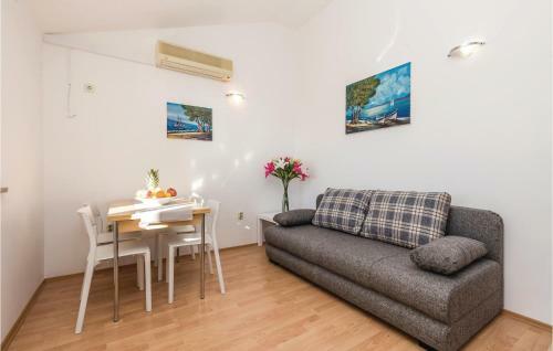 Two-bedroom Apartment In Caska