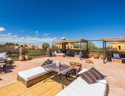 Hotel Fawakay Villas