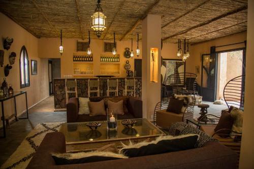 Hotel Fawakay Villas