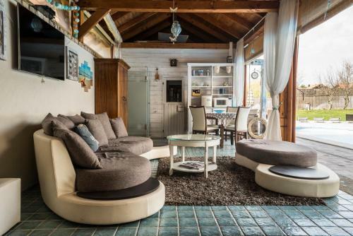 Villa Malom Luxury Resort