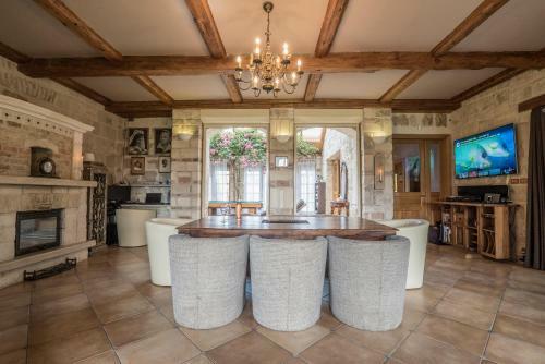 Villa Malom Luxury Resort