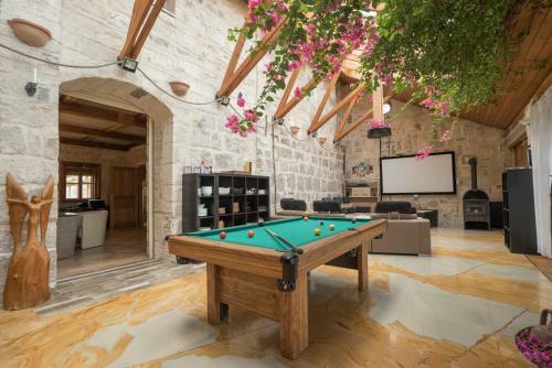 Villa Malom Luxury Resort