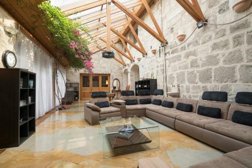 Villa Malom Luxury Resort